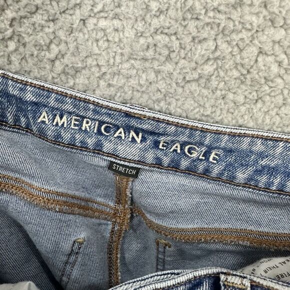 American Eagle Jeans Women 2 Blue Light Wash Straight Leg Distressed Boho Grunge - Picture 3 of 7